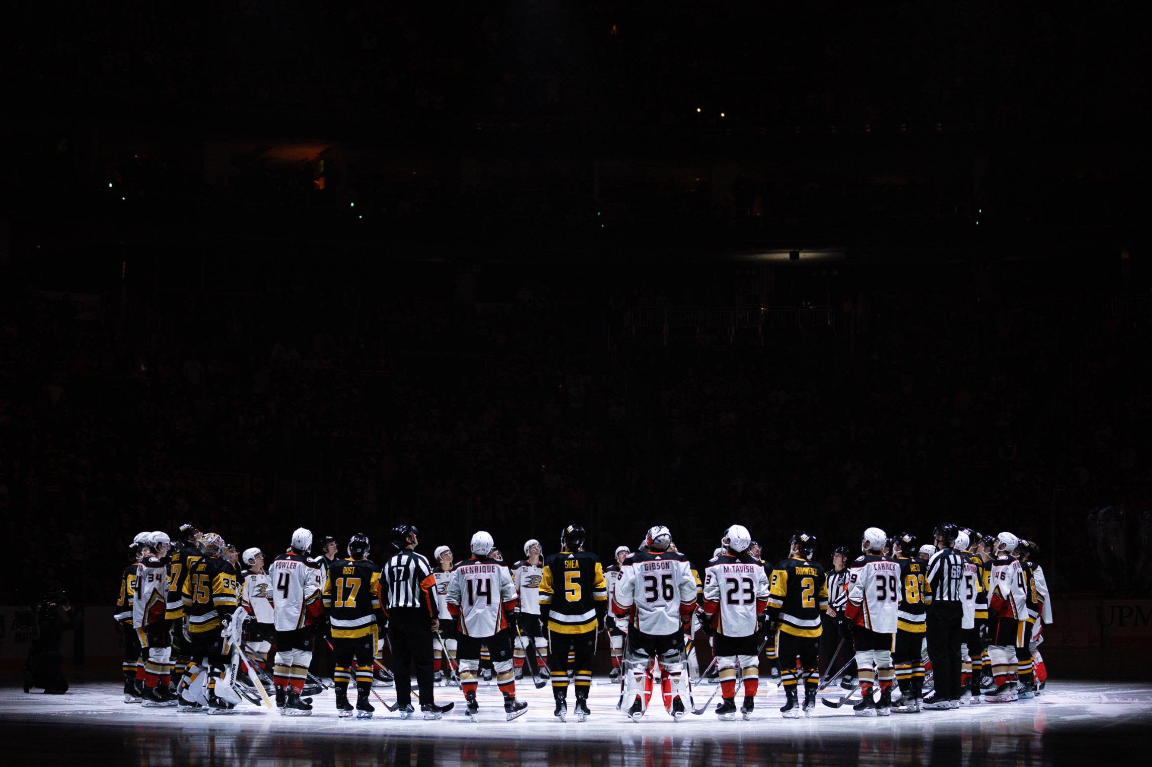 Neck guards in high demand as more hockey leagues make them mandatory