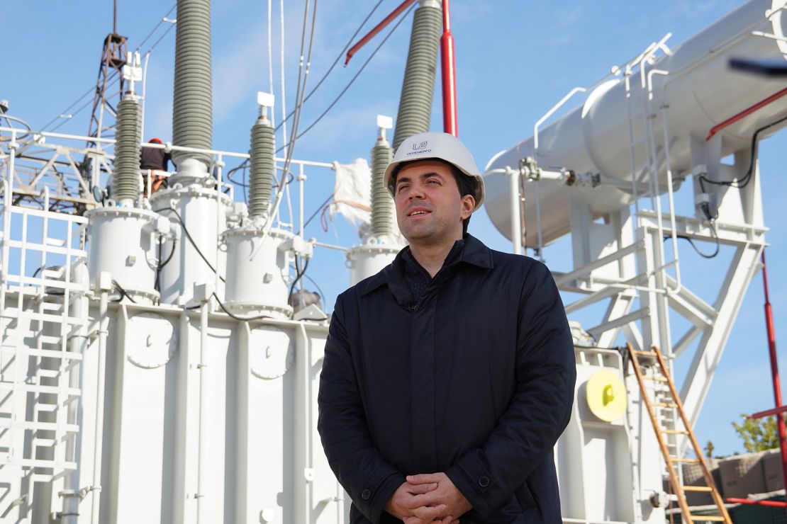 Ukrenergo Chaiman Volodymyr Kudrytskiy with the new equipment his company will use this winter