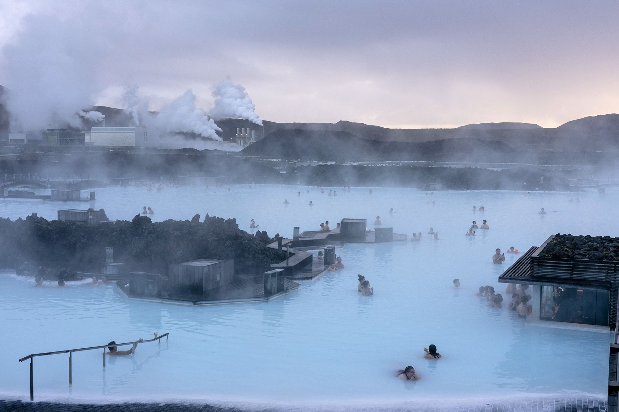 Iceland's Blue Lagoon evacuated ahead of 'imminent' volcanic eruption