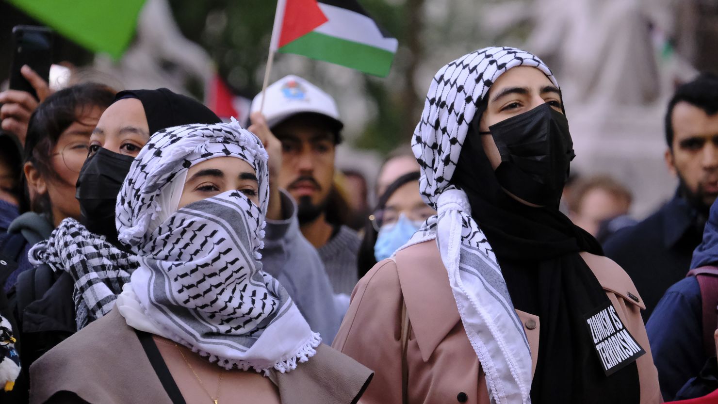 Pro Palestinian Protesters Snarl Manhattan Traffic And Limit Grand Central Access As They Call