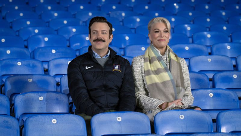 ‘Ted Lasso’ stars Jason Sudeikis and Hannah Waddingham break down their ‘Shallow’ duet at charity concert
