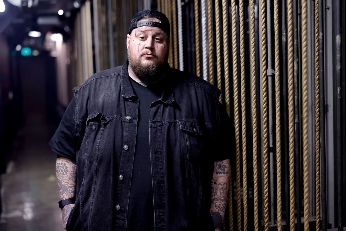 BURBANK, CALIFORNIA – SEPTEMBER 11: (For editorial use only) Jelly Roll appears backstage at iHeartRadio Live with Jelly Roll: A Special 9/11 Tribute at the iHeartRadio Theater on September 11, 2023 in Burbank, California.  (Photo by Kevin Winter/Getty Images for iHeartRadio)