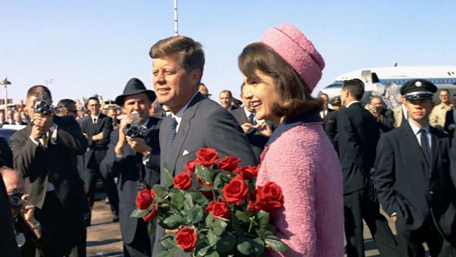 Trump signs executive order to release more JFK, RFK, MLK assassination