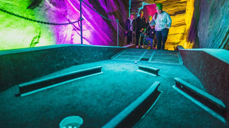 150 meters below ground, golf goes deep in this disused Welsh mine | CNN