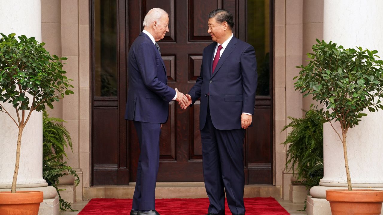 U.S. President Joe Biden shakes hand with Chinese President Xi Jinping on the sidelines of the Asia-Pacific Economic Cooperation (APEC) summit, in Woodside, California, U.S., November 15, 2023.