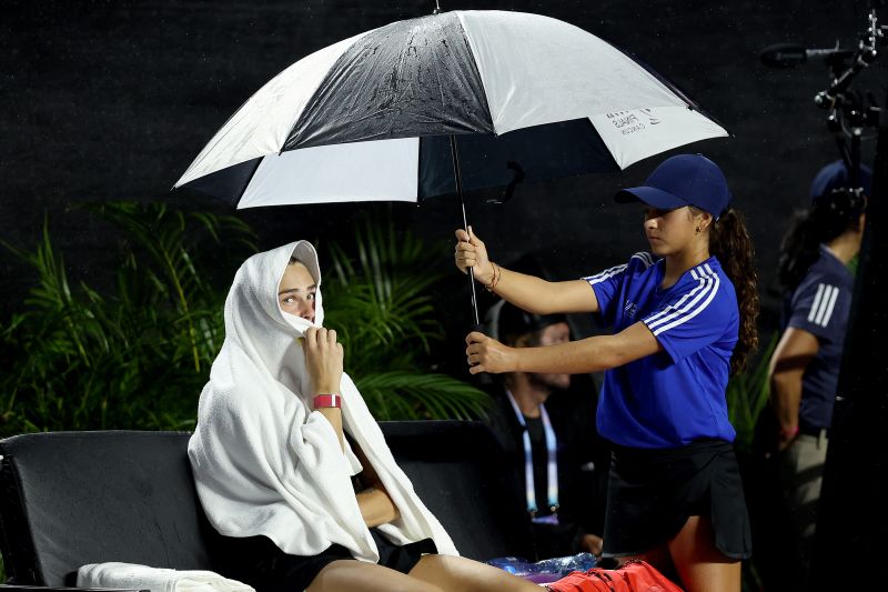 Tennis Authorities Urged to Address Exhaustion Concerns by Billie Jean King
