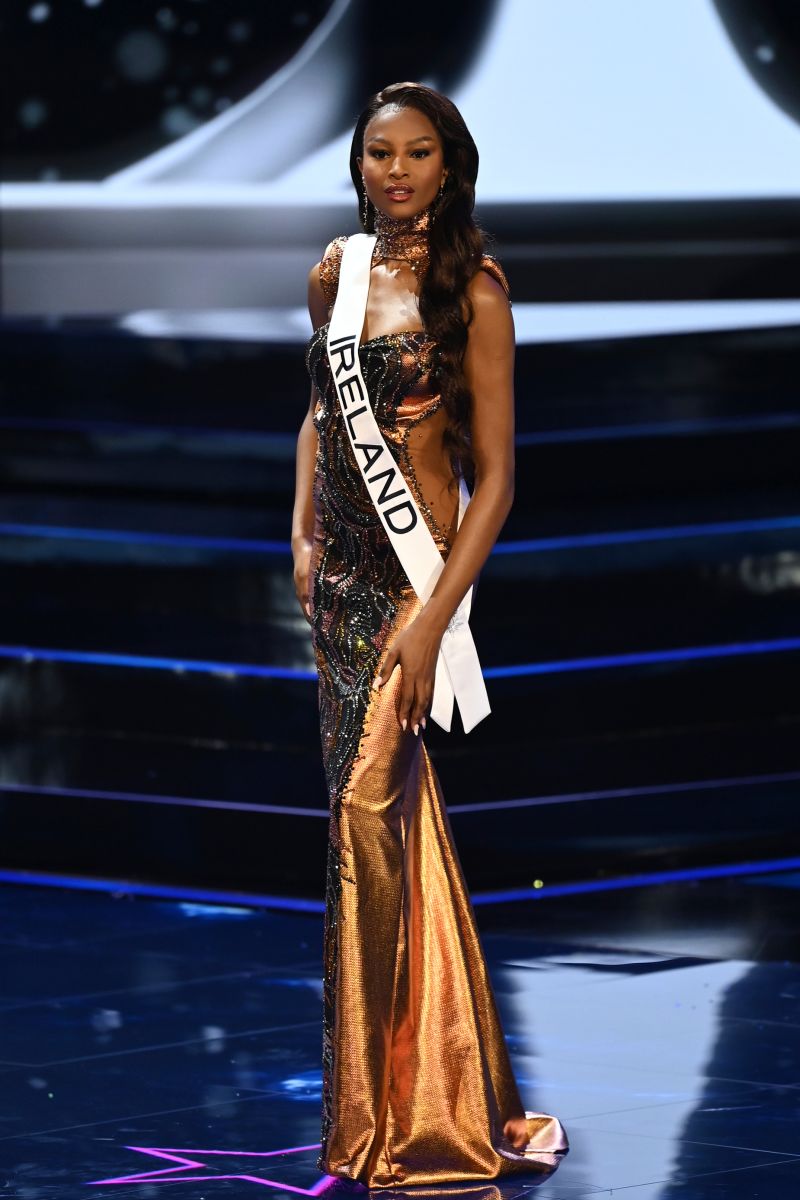 Miss universe clearance best evening gown