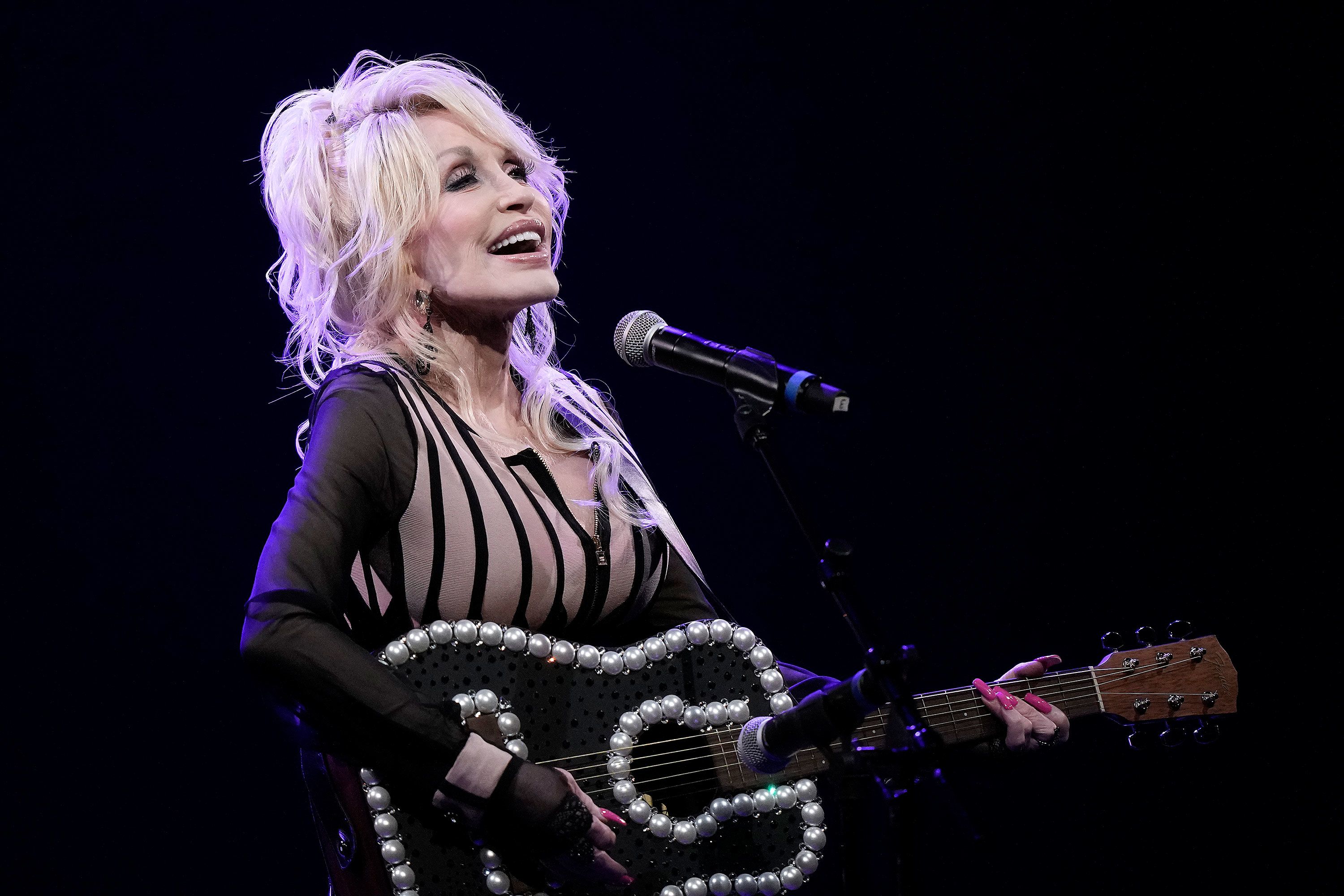 Rockstar, Dolly Parton