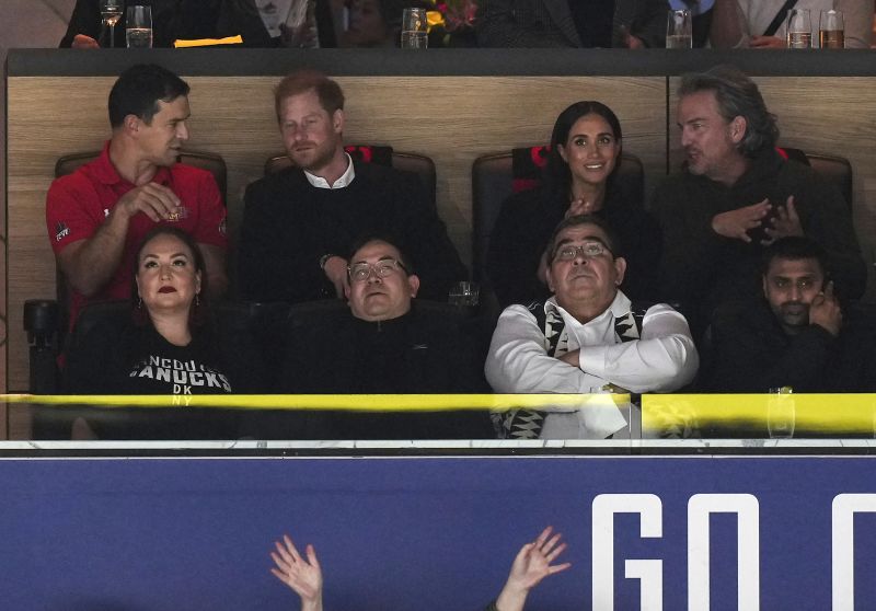 Prince Harry takes part in NHL game, dropping ceremonial puck