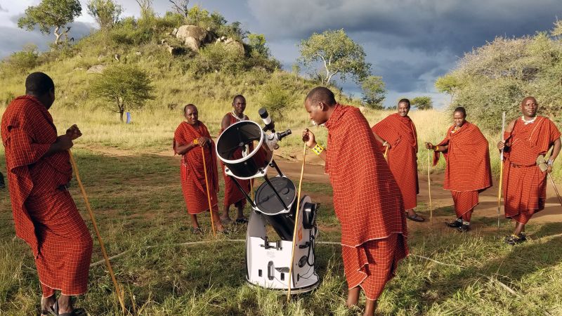 The “Mobile Telescope” inspires children to look up at the sky
