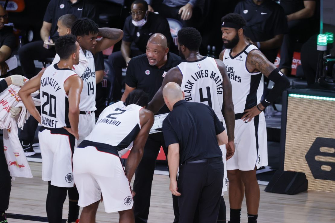 Basketball: Los Angeles Clippers coach Doc Rivers in huddle with his players during timeout during game vs Brooklyn Nets at ESPN Wide World of Sports Arena.
Orlando, FL 8/9/2020
CREDIT: David E. Klutho (Photo by David E. Klutho /Sports Illustrated via Getty Images)
(Set Number: X163325 TK1 )