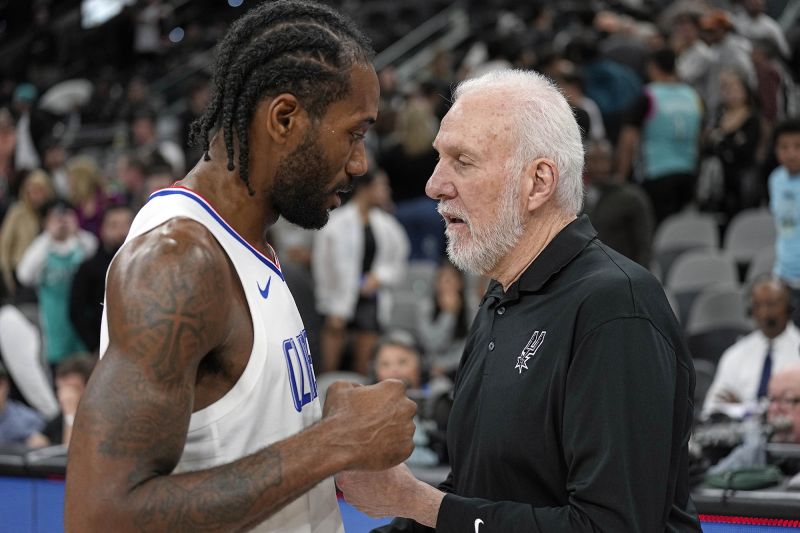 Kawhi store and popovich