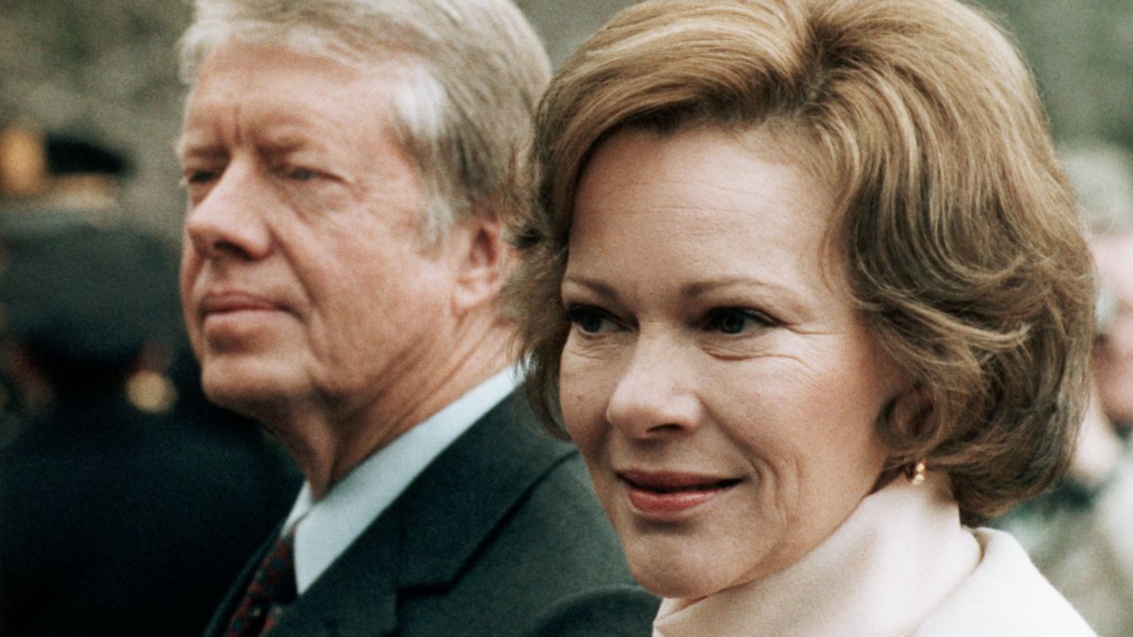 Jimmy and Rosalynn Carter at the arrival of Deng Xiaoping, Deputy Premier of China, in Washington, DC January 29, 1979. (Photo by © CORBIS/Corbis via Getty Images)