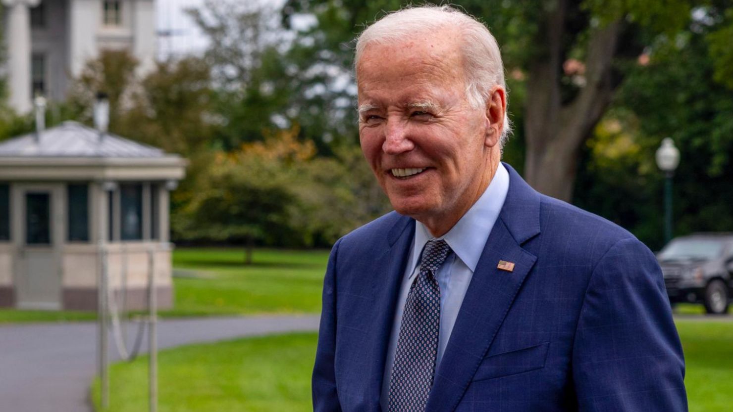 WASHINGTON, DC - SEPTEMBER 17: U.S. President Joe Biden walks into the White House on September 17, 2023 in Washington, DC. The President spent the weekend in Delaware and is heading to New York City later in the day for the United Nations General Assembly. (Photo by Tasos Katopodis/Getty Images)
