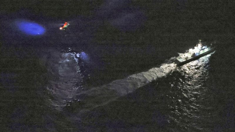 US Osprey：日本海岸で航空機の墜落で少なくとも1人が死亡