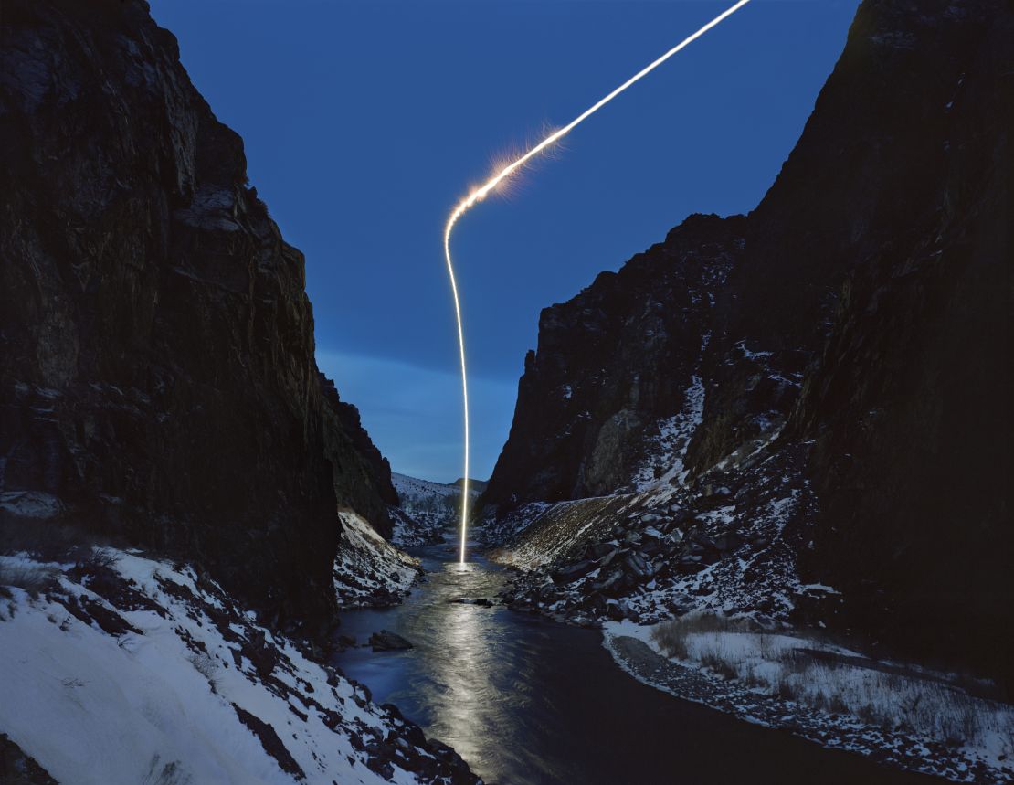 An image from Kevin Cooley's photo series "Light's Edge" (2009).