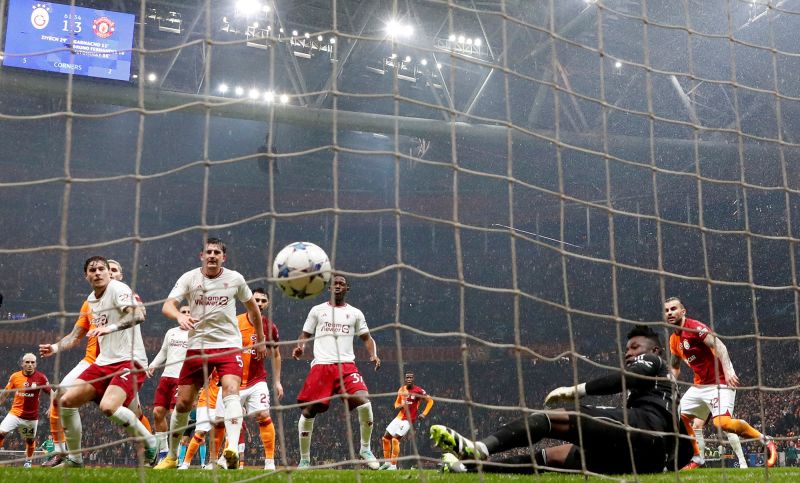 Manchester United's Champions League hopes in jeopardy after dramatic draw with Galatasaray