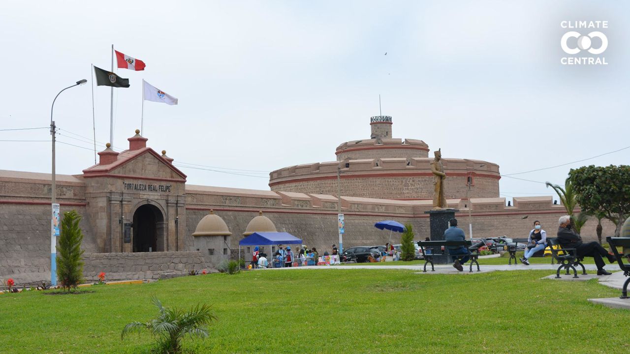 A photograph of the Fortaleza del Real Felipe in Lima, Peru, if we sharply cut carbon pollution (1.5°C global warming).

These photo illustrations show projected future sea levels at Fortaleza del Real Felipe in Lima, Peru due to human-caused global warming under two different scenarios. Climate and energy choices in the coming few decades could set the destination, but the timing of rise is more difficult to project: these sea levels may take hundreds of years to be fully realized.