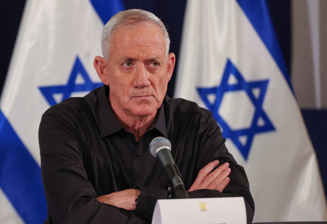 Israeli Cabinet minister Benny Gantz  in the Kirya military base in Tel Aviv , Israel , 28 October  2023.    ABIR SULTAN POOL/Pool via REUTERS