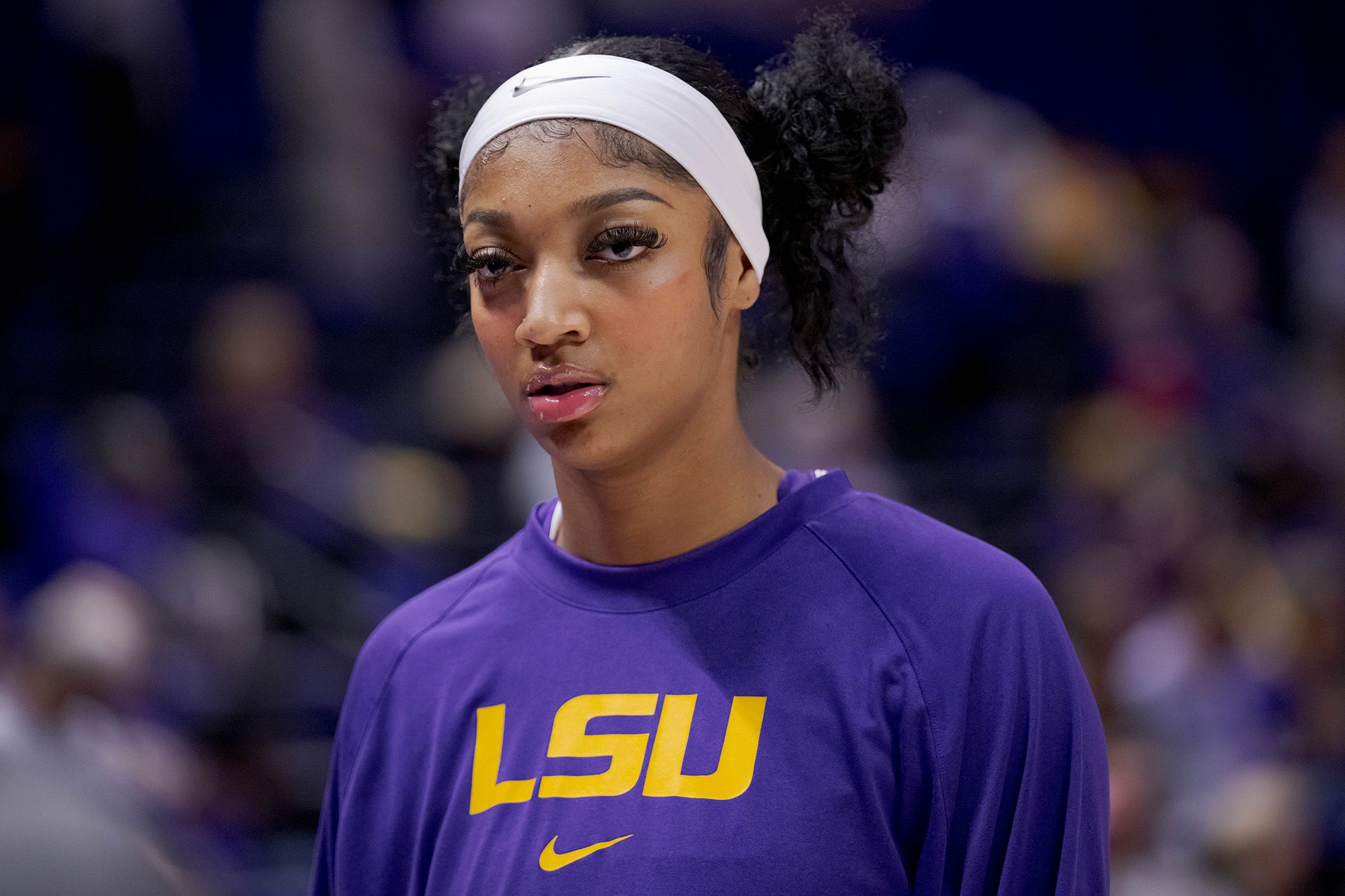 Angel Reese: LSU star scores 19 points in return from mysterious four-game absence | CNN