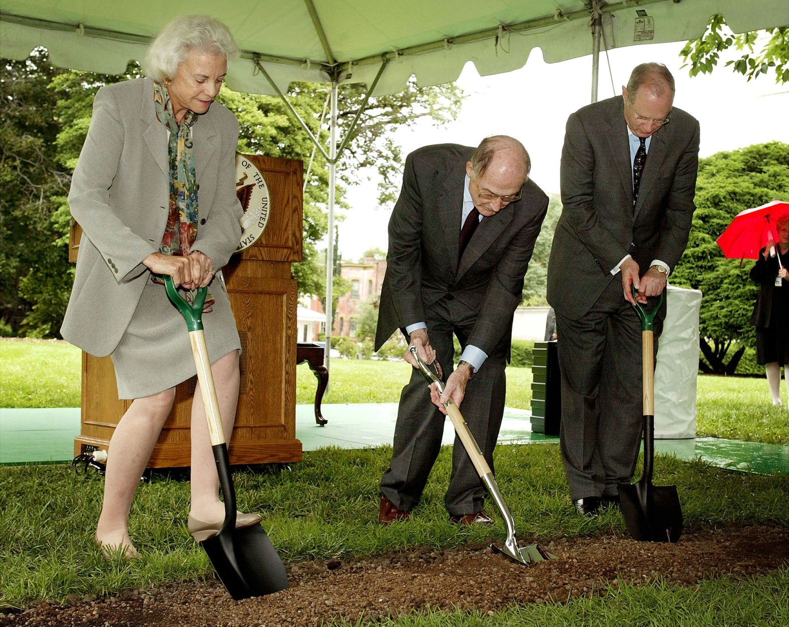 From left, O'Connor, Chief Justice William Rehnquist and Justice Anthony Kennedy take part in a groundbreaking ceremony at the Supreme Court in 2003. The court's facilities were being modernized.
