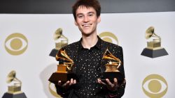 LOS ANGELES, CALIFORNIA - JANUARY 26: Jacob Collier, winner of Best Arrangement, Instrumental or A Cappella and Best Arrangement, Instruments and Vocals, poses in the press room during the 62nd Annual GRAMMY Awards at STAPLES Center on January 26, 2020 in Los Angeles, California. (Photo by Alberto E. Rodriguez/Getty Images for The Recording Academy)