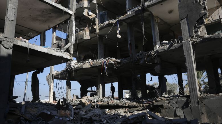 DEIR AL-BALAH, GAZA - DECEMBER 03: A view of the destroyed residential area of the Nuseirat Refugee Camp following an Israeli attack in Deir al-Balah, Gaza on December 03, 2023. (Photo by Ashraf Amra/Anadolu via Getty Images)