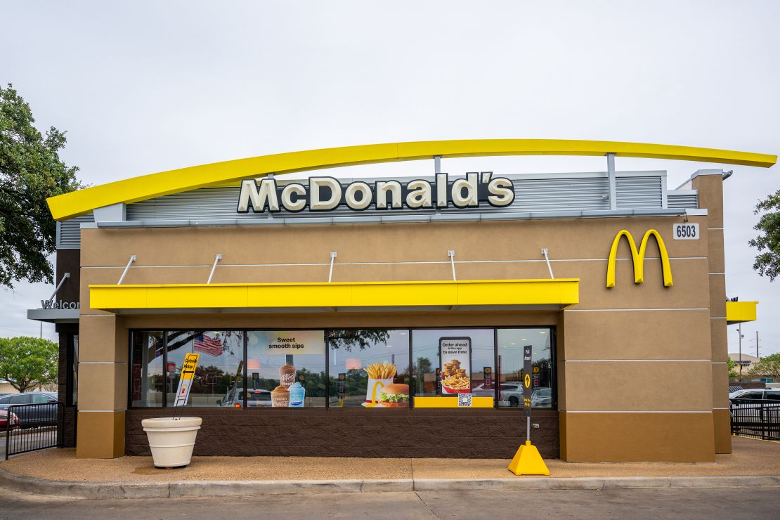 AUSTIN, TEXAS - OCTOBER 30: A McDonald's store is seen on October 30, 2023 in Austin, Texas. McDonald's third-quarter earnings surpassed Wall Street analyst's expectations, growing 8.8% in global same-store sales and 8.1% in U.S. same-store sales. (Photo by Brandon Bell/Getty Images)