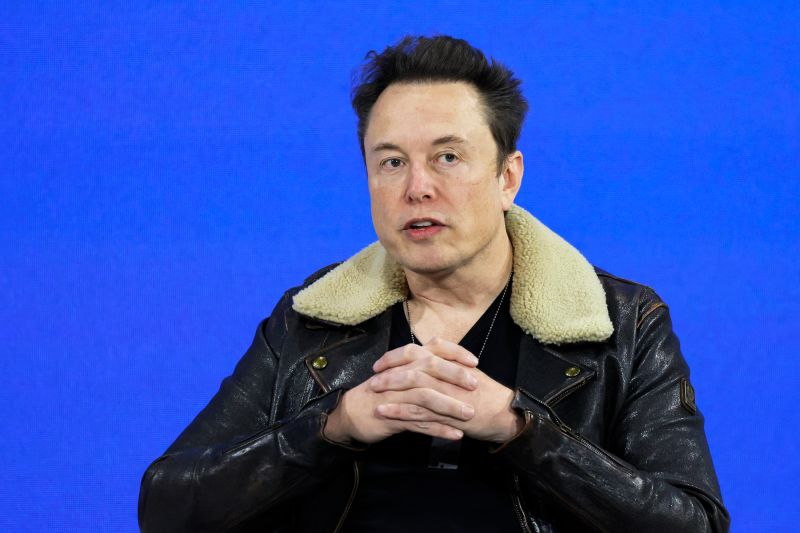 Elon Musk Seeking To Raise $1 Billion For His XAI Firm | CNN Business