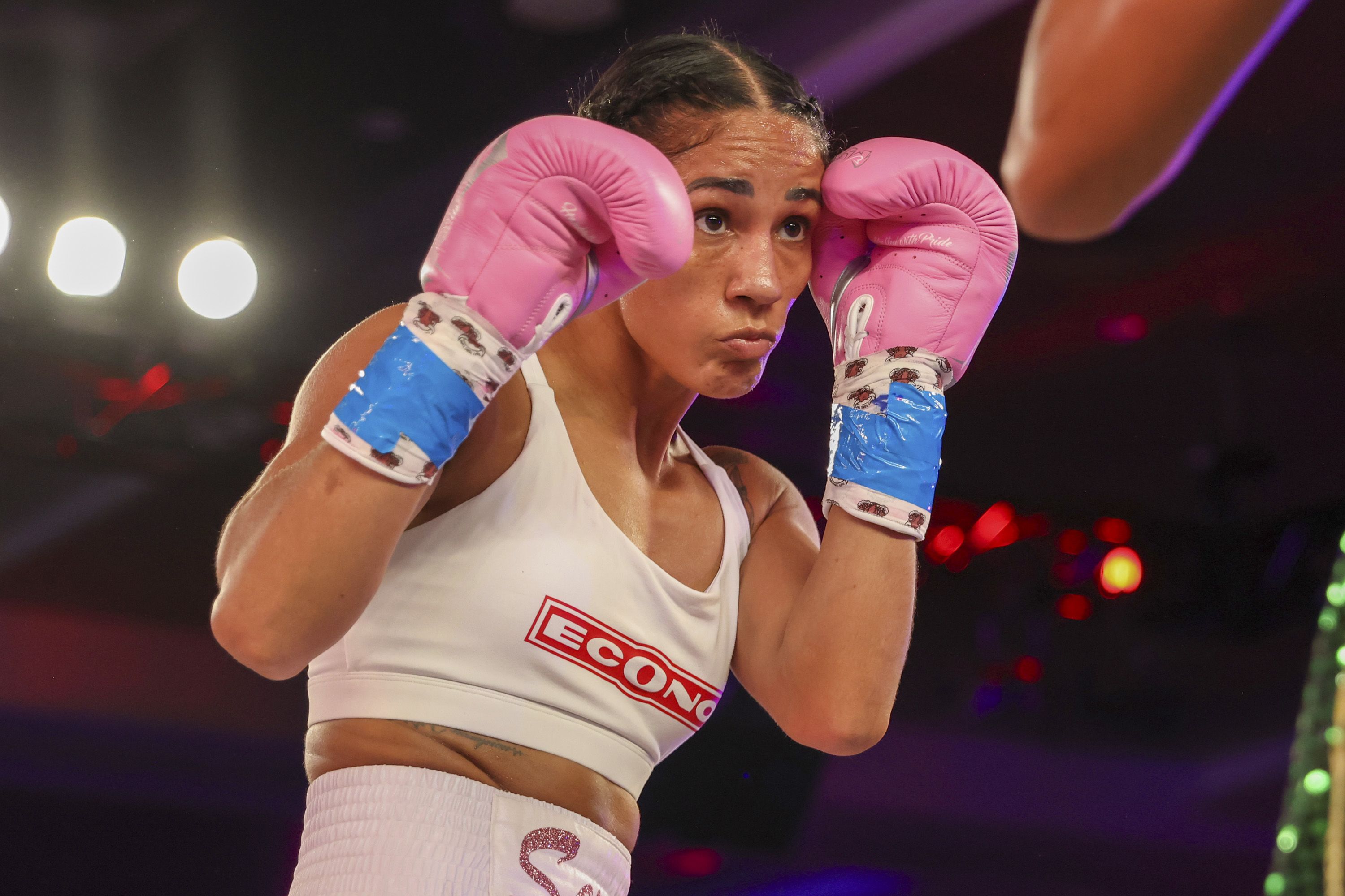 Women boxers in Puerto Rico strive to break the barrier in the