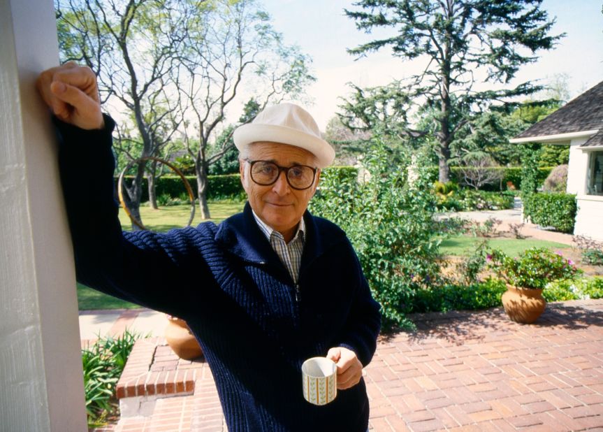 Lear relaxes at his home in Los Angeles in 1984.