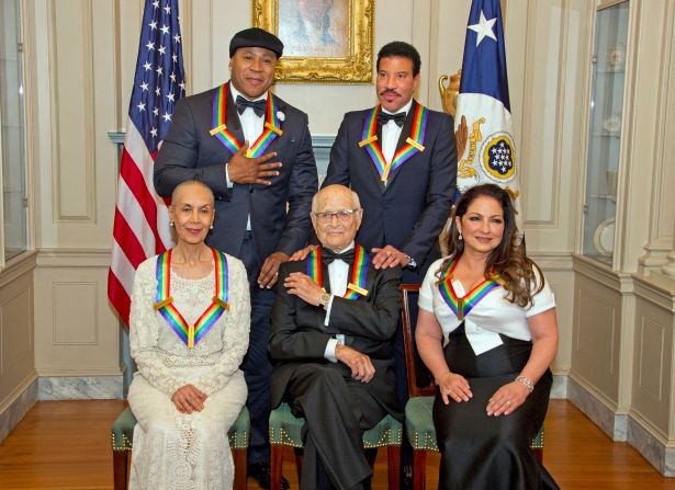 Lear and other recipients of Kennedy Center Honors pose for a group photo in 2017. With Lear in the front row are Carmen de Lavallade, left, and Gloria Estefan. Behind him are LL Cool J, left, and Lionel Richie.