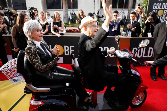 Lear and Rita Moreno appear on the red carpet at the Golden Globe Awards in 2018.