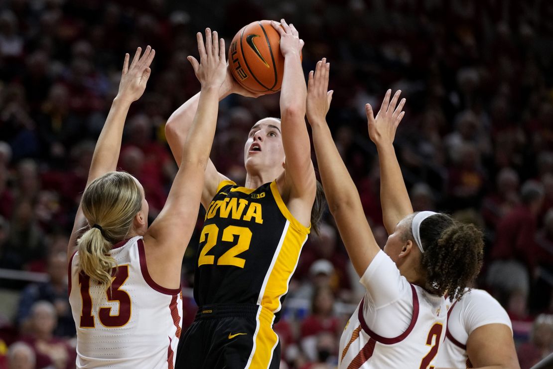 Caitlin Clark: Iowa women's basketball star makes history with 3,000 career  points in win over rivals Iowa State | CNN