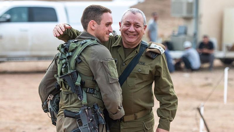 Син на израелски военен министър, убит в Газа, твърди IDF