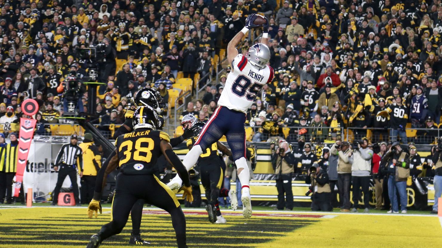 New England Patriots snap five-game losing streak in unlikely road victory against Pittsburgh Steelers | CNN