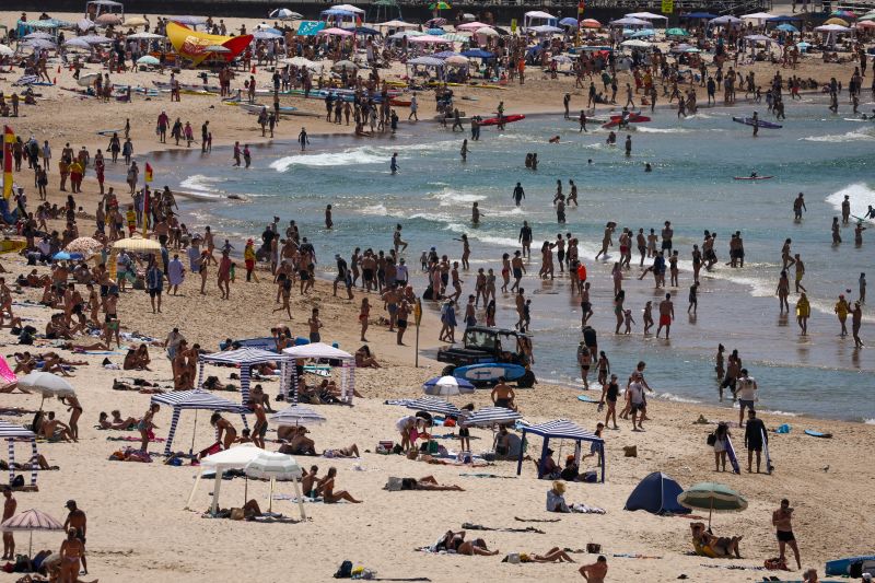 East Coast Swelters Under Oppressive Heat Wave