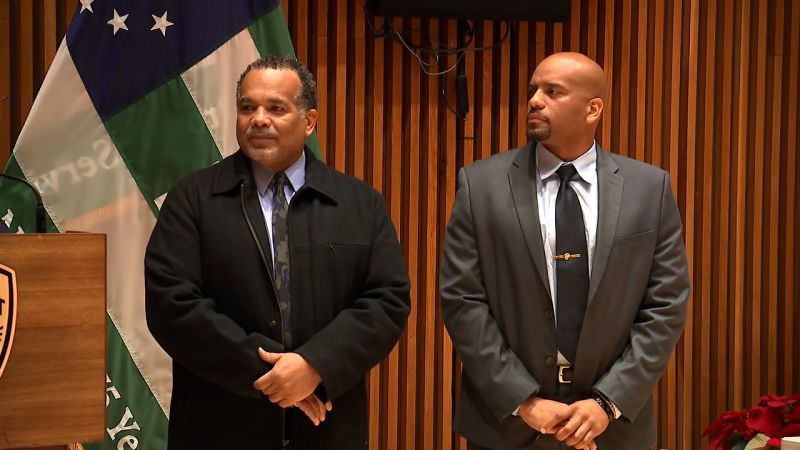 Brothers, retired NYPD officers, honored for catching MLK Jr. home