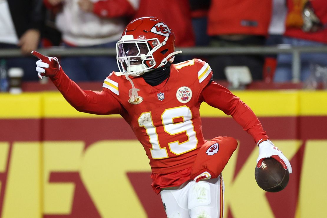 Patrick Mahomes and the Kansas City Chiefs left livid after costly offside  penalty wipes out potential game-winning touchdown