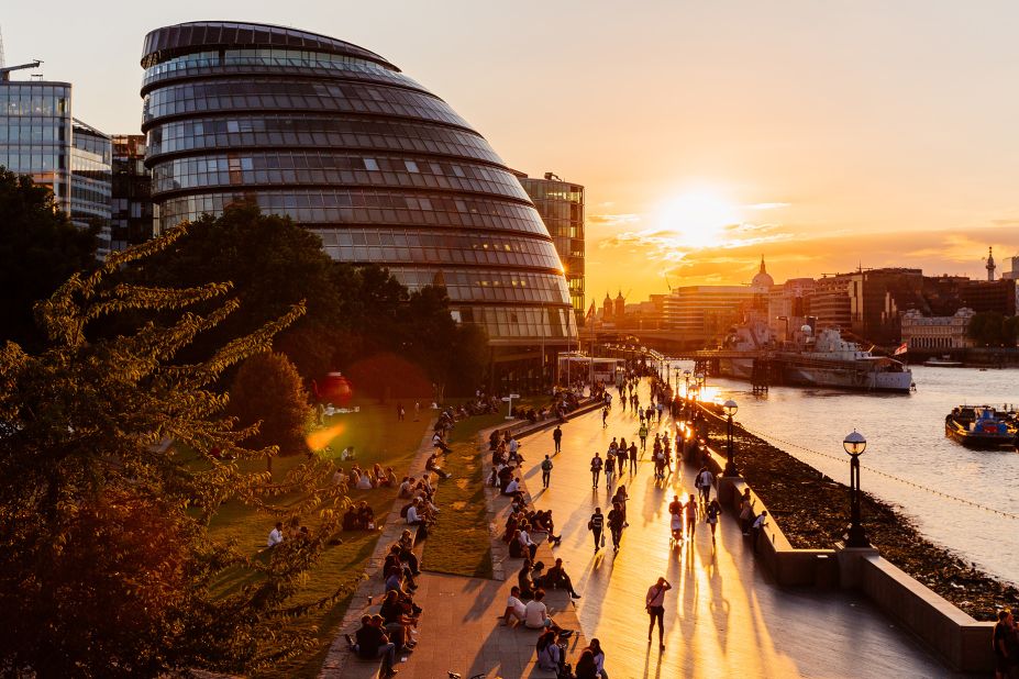 <strong>10. London:</strong> London's South Bank is a popular place for a stroll for tourists and locals alike. London was No. 2 for international arrivals in 2023, after Istanbul at No. 1. 