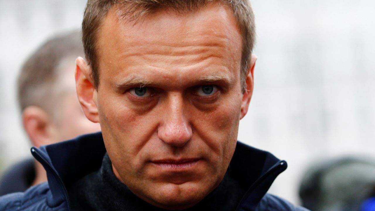 MOSCOW, RUSSIA - SEPTEMBER 29 : Russian opposition leader Alexei Navalny attends a rally in support of political prisoners in Prospekt Sakharova Street in Moscow, Russia on September 29, 2019. (Photo by Sefa Karacan/Anadolu Agency via Getty Images)