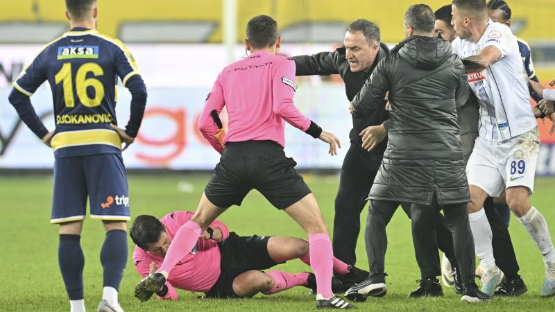 Turkish soccer club president quits after punching referee | CNN