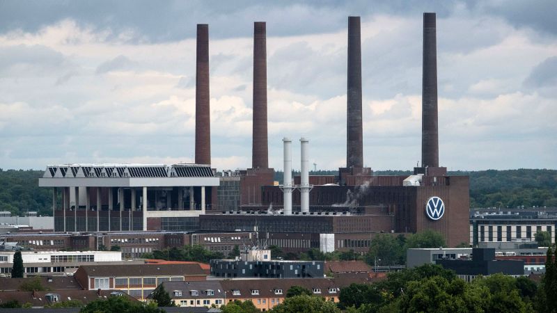 Volkswagen губи състезанието за електрически автомобили от Tesla и Китай