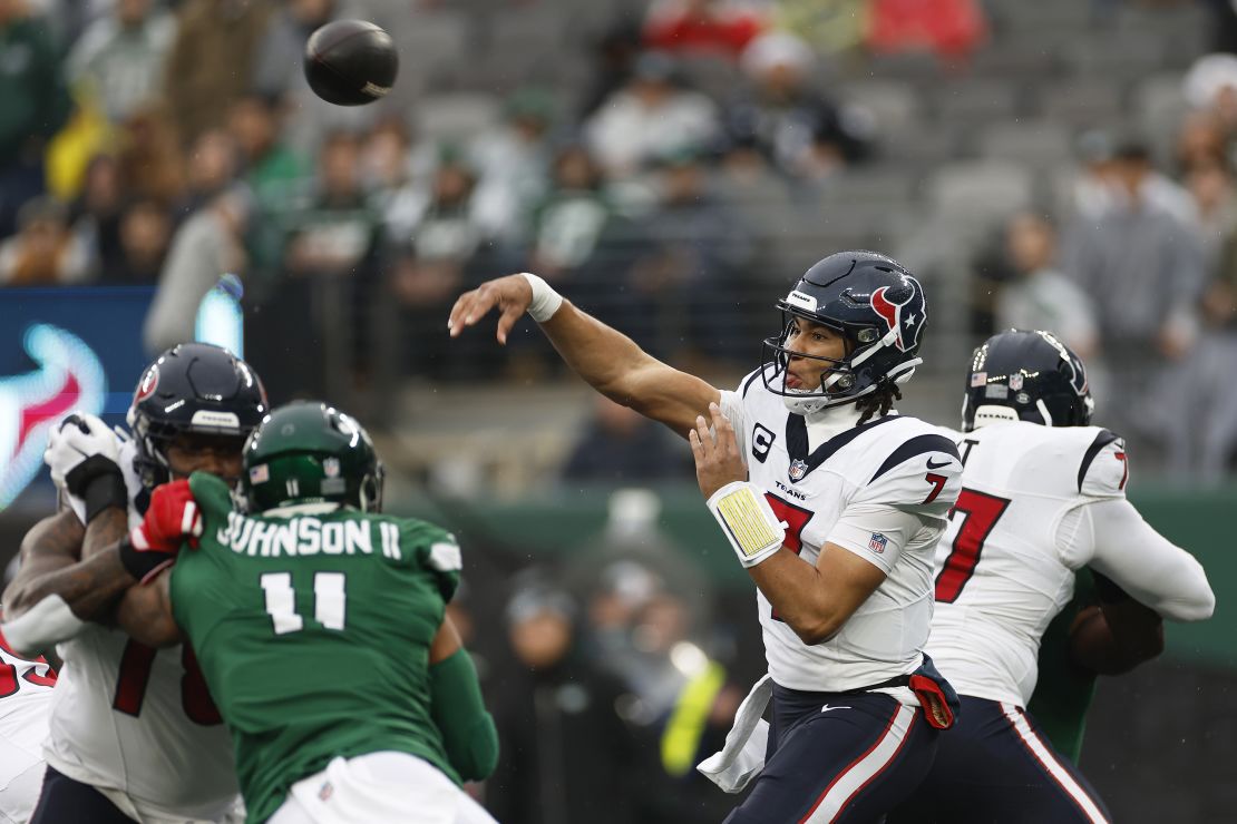 EAST RUTHERFORD, NEW JERSEY - DECEMBER 10: C.J. Stroud #7 of the Houston Texans throws a pass during the first quarter in the game against the New York Jets at MetLife Stadium on December 10, 2023 in East Rutherford, New Jersey. (Photo by Sarah Stier/Getty Images)