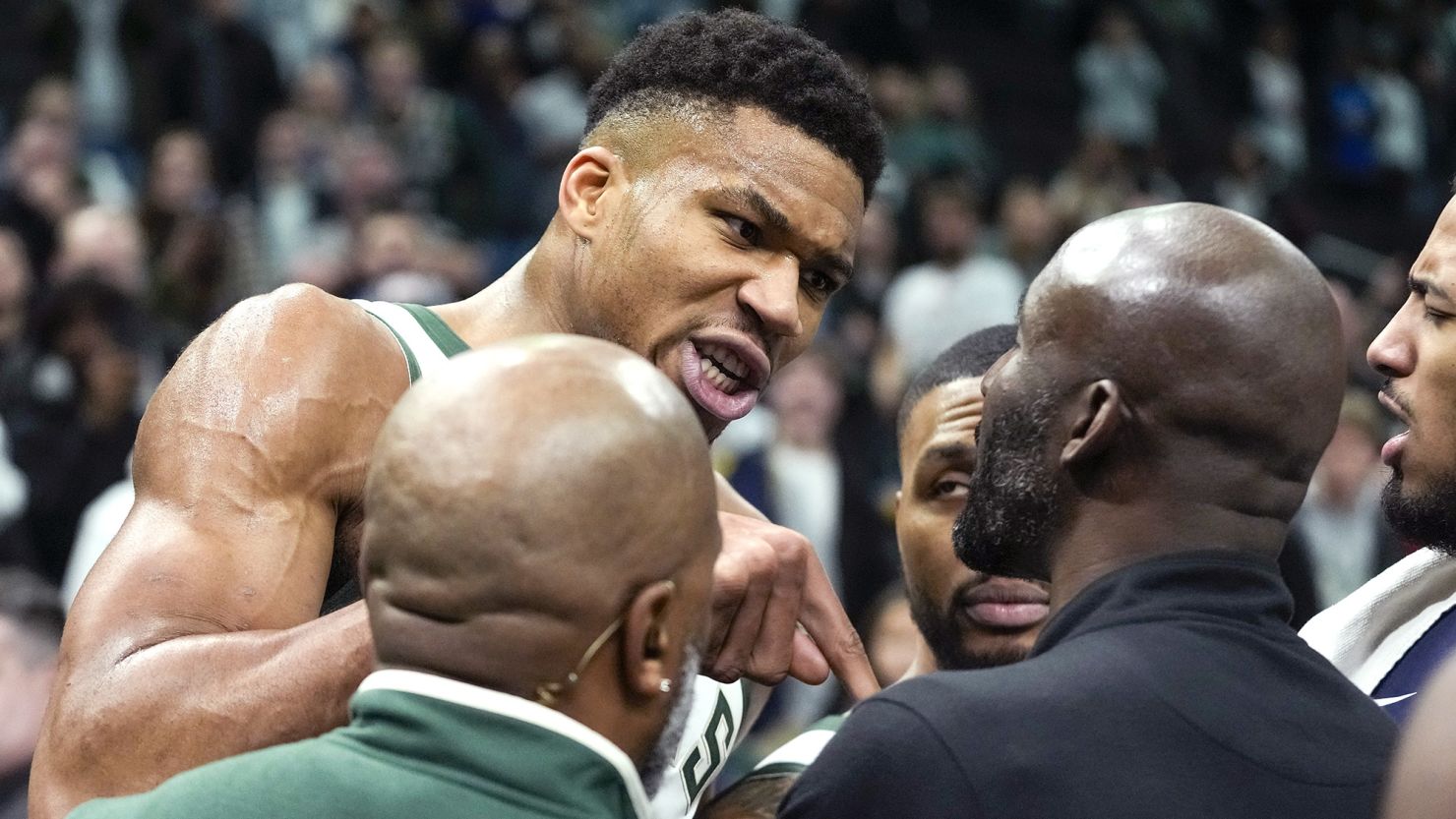 Giannis Antetokounmpo drops career-high 64 points as post-game