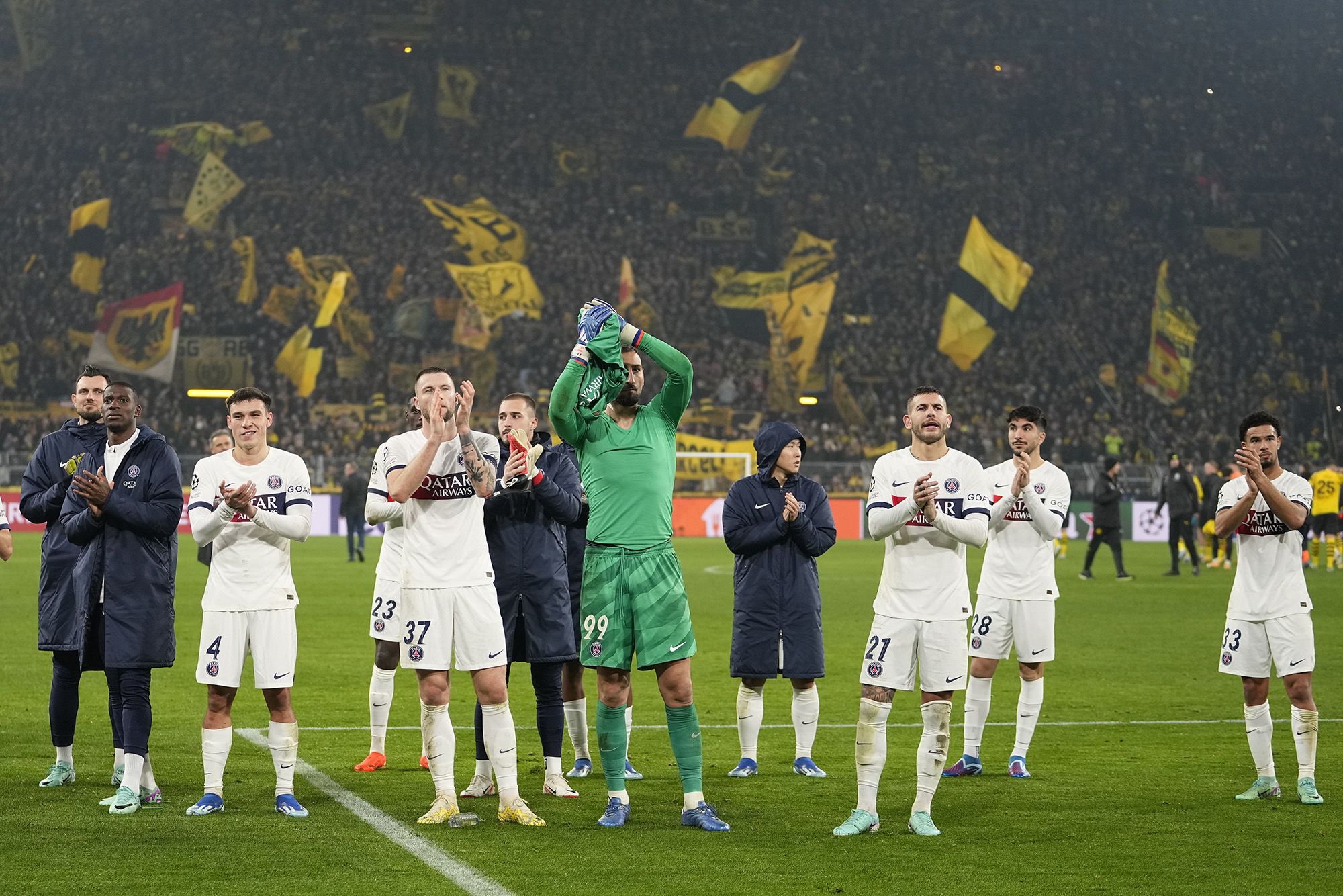 PSG squeezes into Champions League knockout stage with 1-1 draw at Borussia  Dortmund