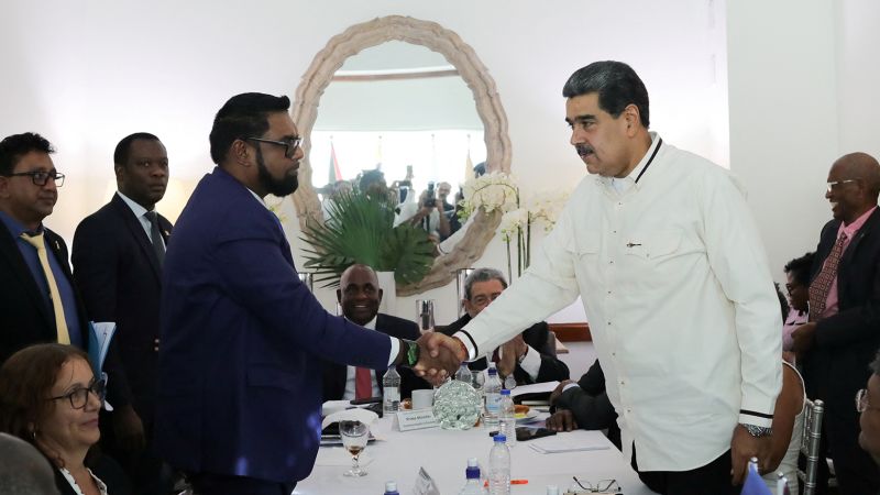 Leaders of Venezuela and Guyana agree to avoid use of force in land dispute