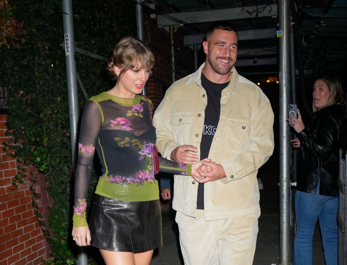 Taylor Swift and Travis Kelce have dinner at Waverly Inn on October 15 in New York.