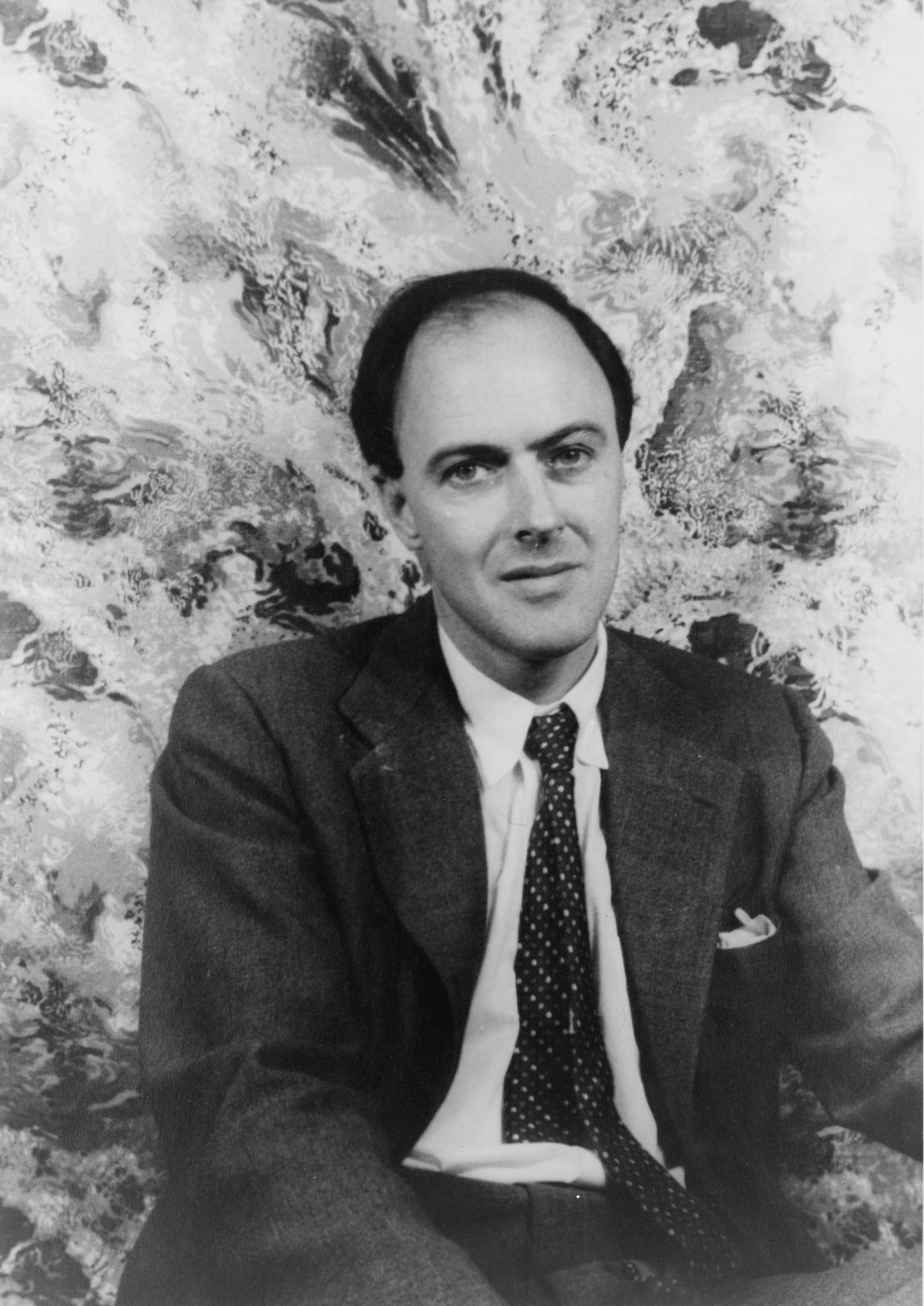 Portrait of Roald Dahl (Photo by Carl Van Vechten Collection/Getty Images)