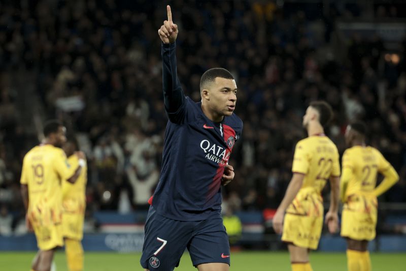 Kylian Mbappé Celebrates Memorable Birthday Two Goals And Psg Debut For His Talented 16 Year